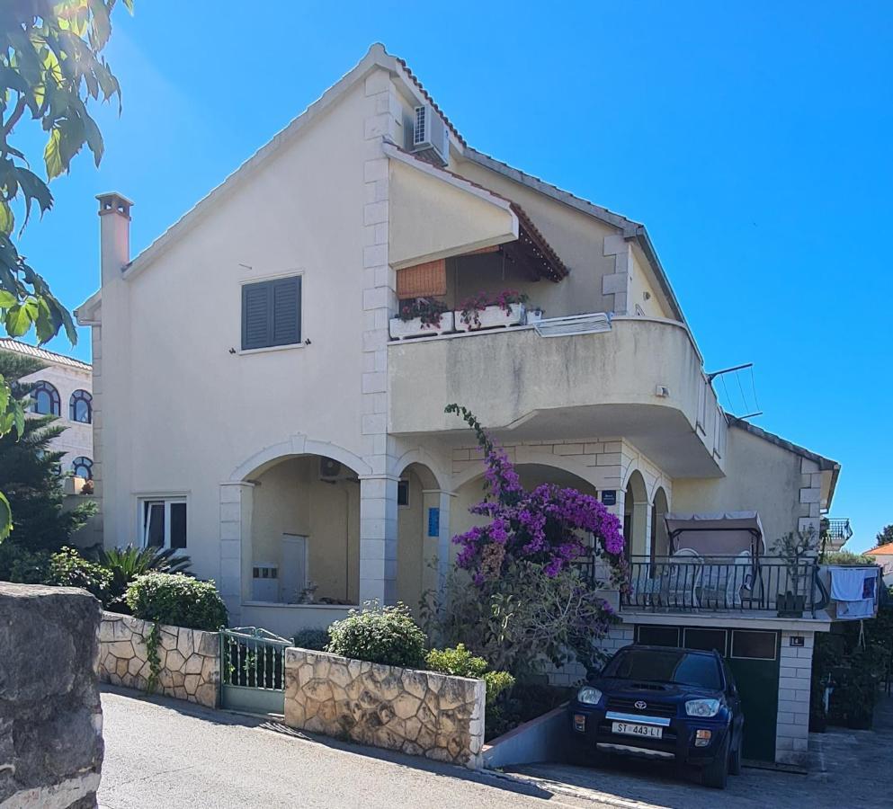 Apartmani Fani Supetar Exterior photo